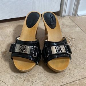 Coach Quinn Wooden Clog Sandals Black Patent Leather 2” Heel Summer